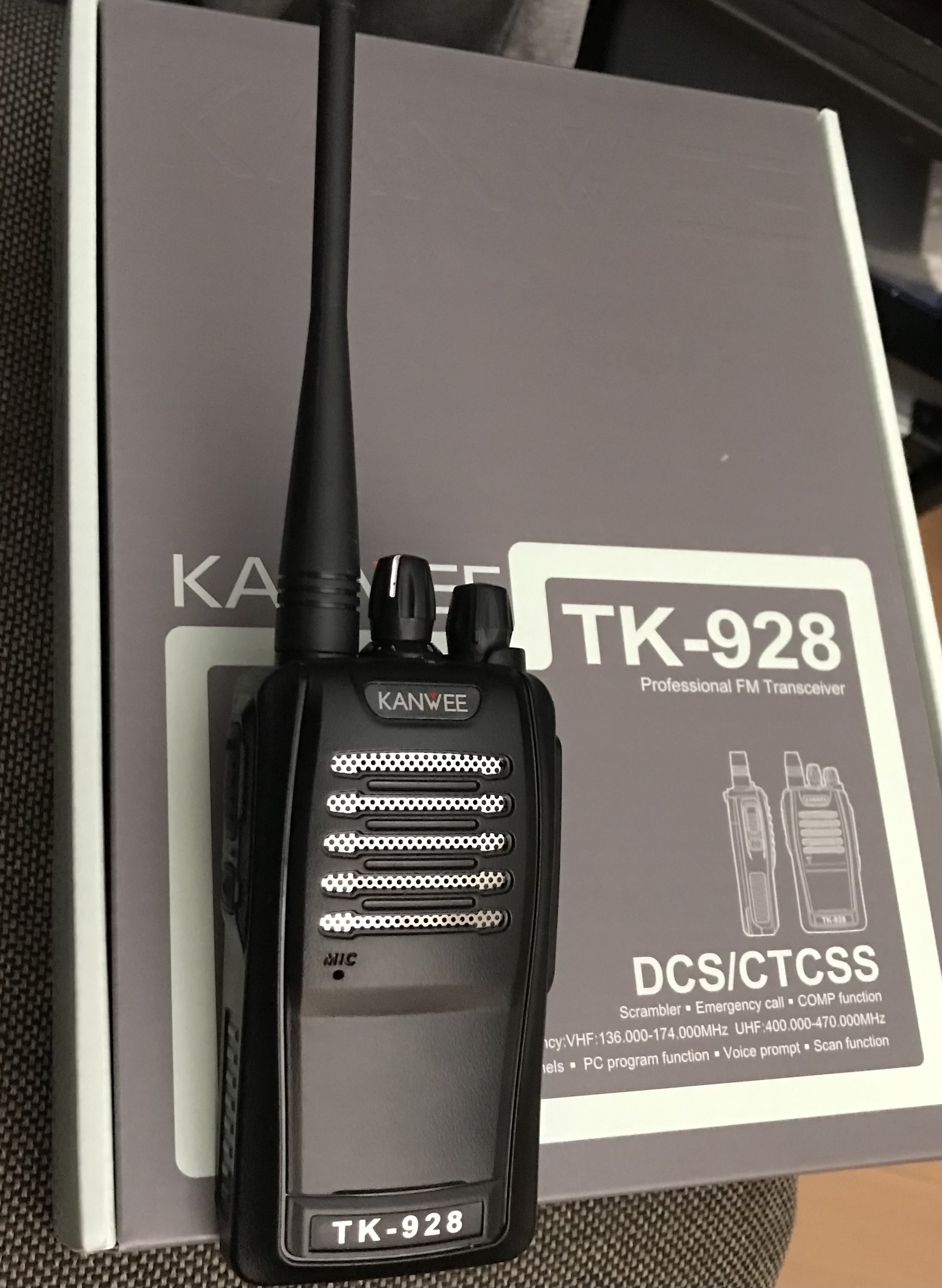 Ruční radiostanice TK-928 UHF